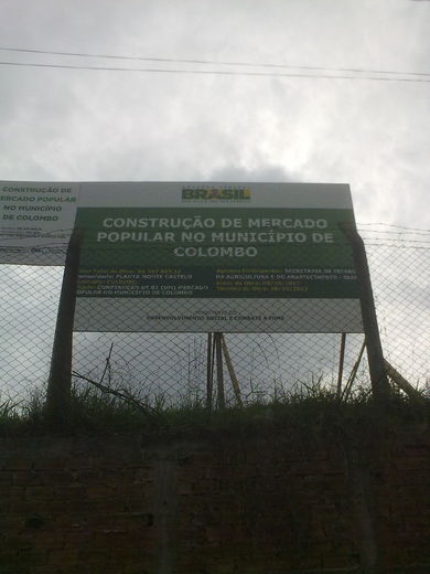 Obras do Mercado Brasil - Colombo