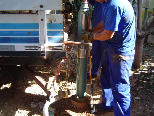 Foz do Iguaçu - Troca da bomba do poço artesiano