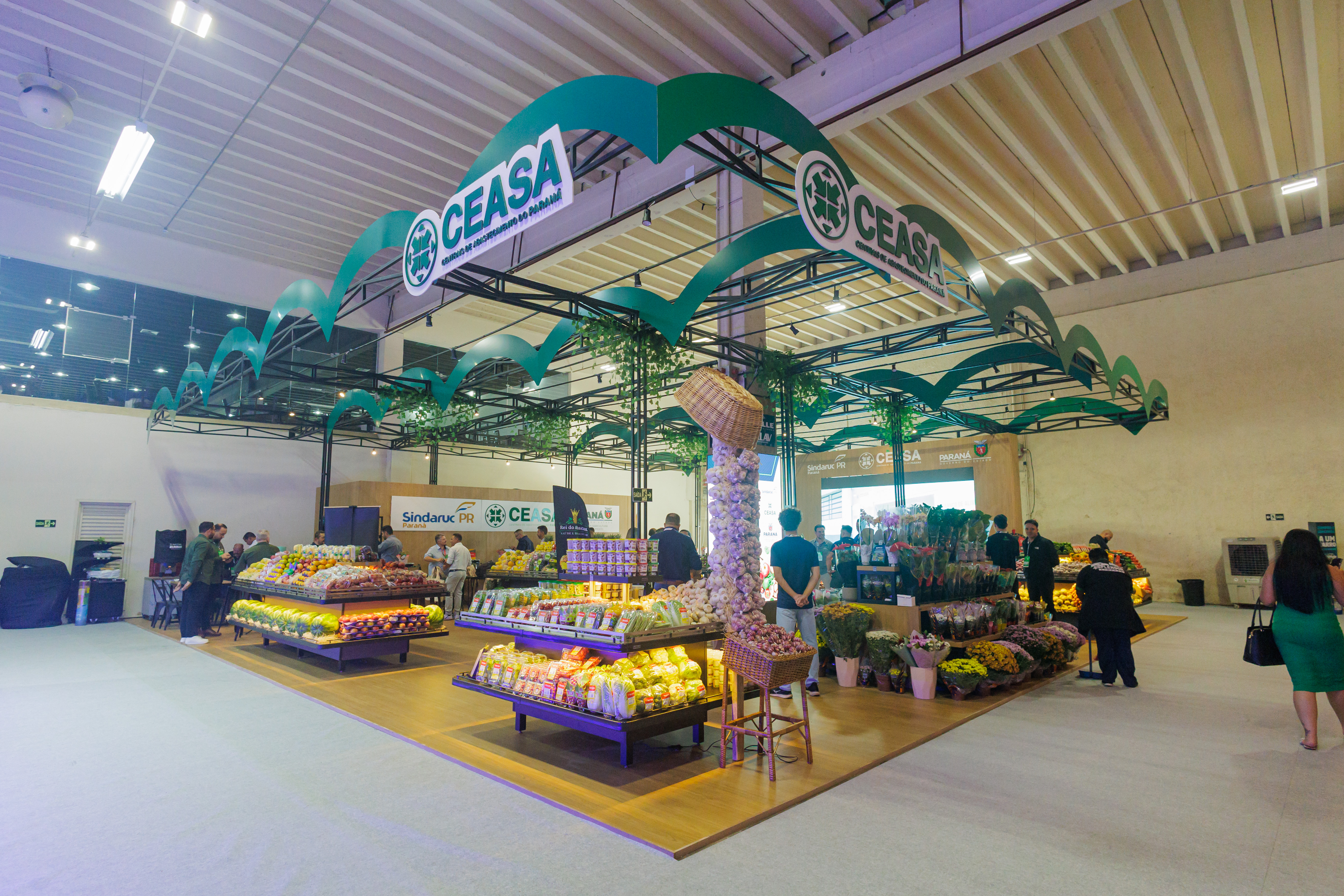 Ceasa Paraná participa da ExpoApras 2026 e fortalece conexão com o setor supermercadista