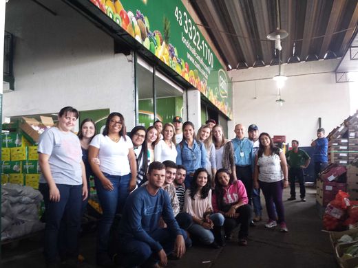 Estudantes da UEL
