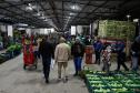 Dia do Agricultor: Ceasa Paraná entrega kit de cuidados aos produtores rurais