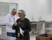 Banco de Alimentos – Comida Boa da Ceasa Curitiba teve curso de preparo de hamburgueres promovido pelo Senac