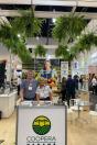 Seagri e cooperativas da agricultura familiar participam de feira internacional de frutas