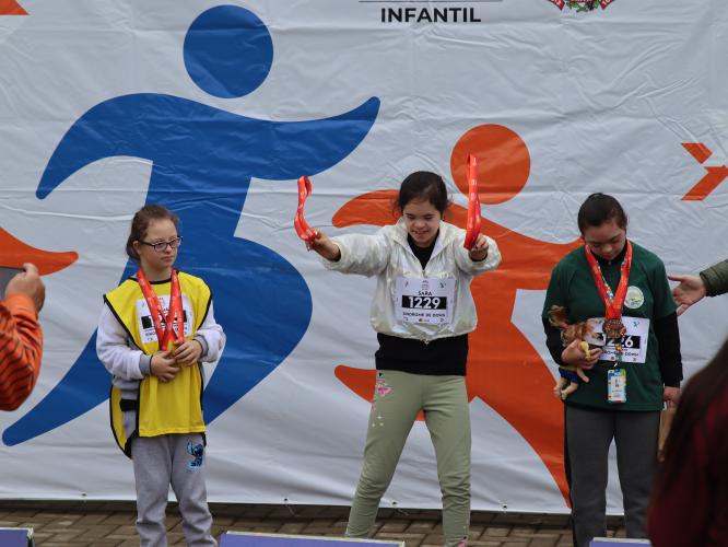 2ª etapa do Circuito Infantil de Corridas de Rua reúne 1,5 mil crianças na Ceasa Curitiba