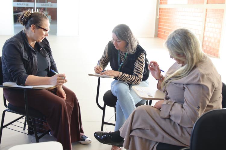 Ceasa Paraná capacita Comitê de Mulheres e Embaixadoras para reforçar acolhimento a vítimas de violência