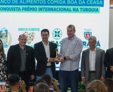 O governador Carlos Massa Ratinho Junior e o ministro do Desenvolvimento Agrário e Agricultura Familiar, Paulo Teixeira, visitam a Ceasa Curitiba nesta sexta-feira (08).