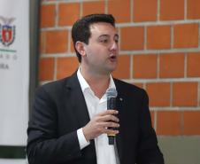 O governador Carlos Massa Ratinho Junior e o ministro do Desenvolvimento Agrário e Agricultura Familiar, Paulo Teixeira, visitam a Ceasa Curitiba nesta sexta-feira (08).
