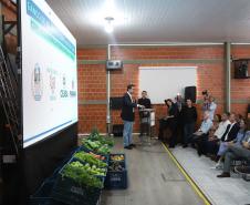 O governador Carlos Massa Ratinho Junior e o ministro do Desenvolvimento Agrário e Agricultura Familiar, Paulo Teixeira, visitam a Ceasa Curitiba nesta sexta-feira (08).