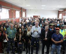 Diretor-presidente reúne equipe para agradecer conquista histórica