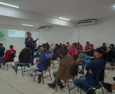 Treinamento na Ceasa Londrina para conscientização de Operadores de Empilhadeiras