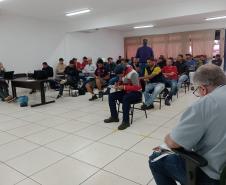 Treinamento na Ceasa Londrina para conscientização de Operadores de Empilhadeiras