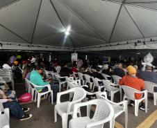 Casamento coletivo reúne 403 casais e mais de 4 mil pessoas na Ceasa Curitiba