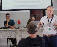 Diretor administrativo financeiro João Luiz Buso apresentou o novo Sistema de Rateio, além das despesas mensais da unidade.