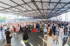 Casamento coletivo reúne 403 casais e mais de 4 mil pessoas na Ceasa Curitiba