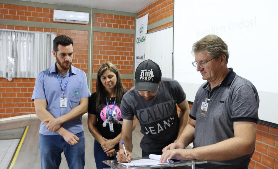 Ceasa Curitiba recebe mais 21 produtores em sua unidade