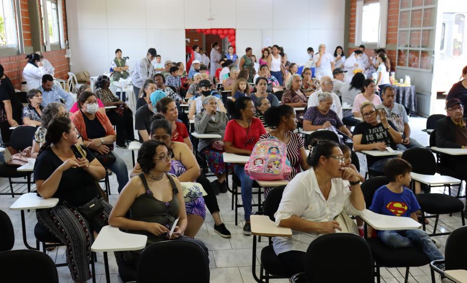 Ceasa Curitiba sedia ações do Dezembro Vermelho