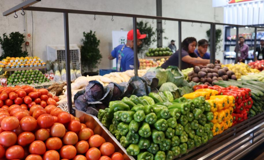 Piana destaca importância do setor supermercadista para economia na ExpoApras 2024