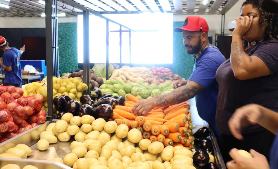 Piana destaca importância do setor supermercadista para economia na ExpoApras 2024