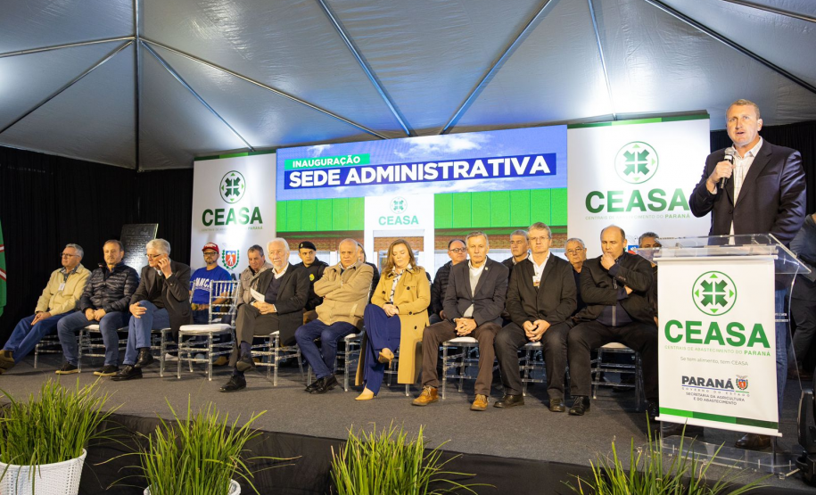 Ceasa Paraná inaugura