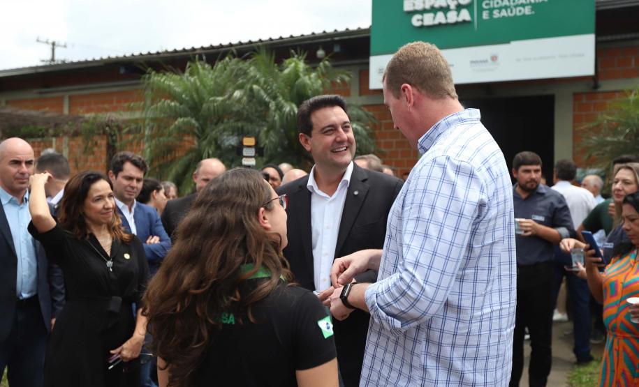 O governador Carlos Massa Ratinho Junior e o ministro do Desenvolvimento Agrário e Agricultura Familiar, Paulo Teixeira, visitam a Ceasa Curitiba nesta sexta-feira (08).