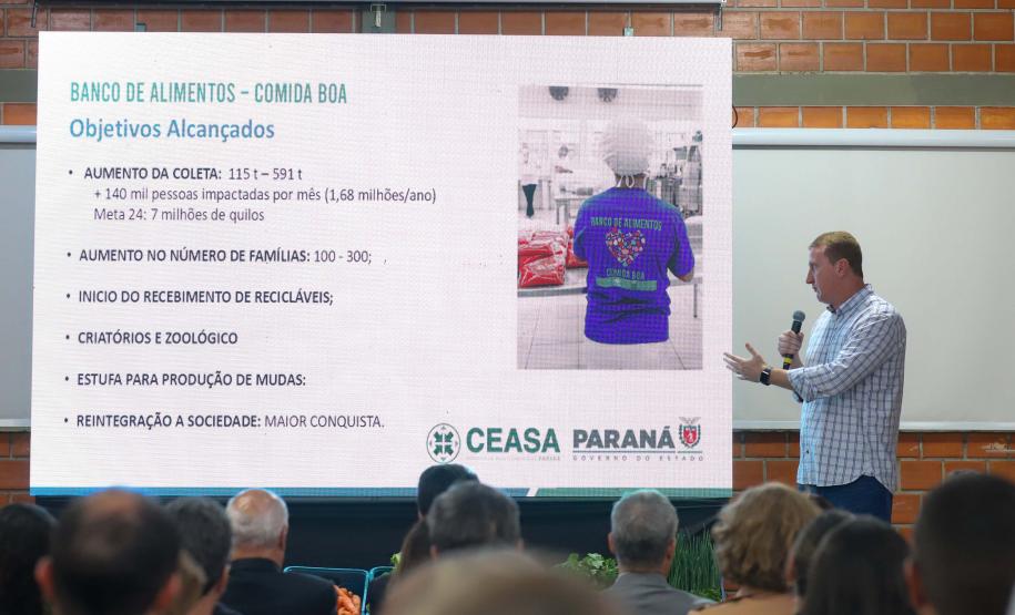 O governador Carlos Massa Ratinho Junior e o ministro do Desenvolvimento Agrário e Agricultura Familiar, Paulo Teixeira, visitam a Ceasa Curitiba nesta sexta-feira (08).