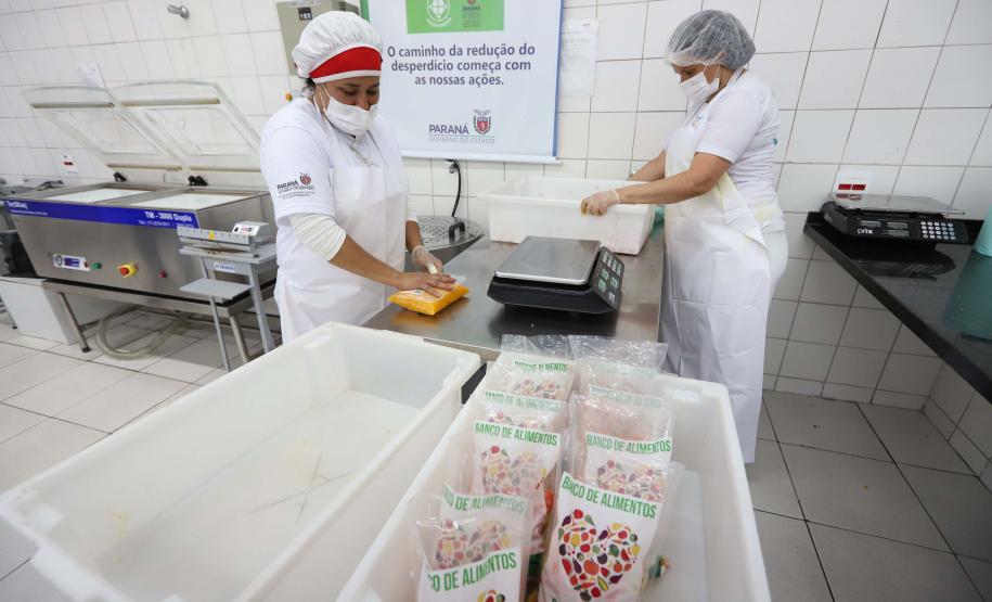 O governador Carlos Massa Ratinho Junior e o ministro do Desenvolvimento Agrário e Agricultura Familiar, Paulo Teixeira, visitam a Ceasa Curitiba nesta sexta-feira (08).