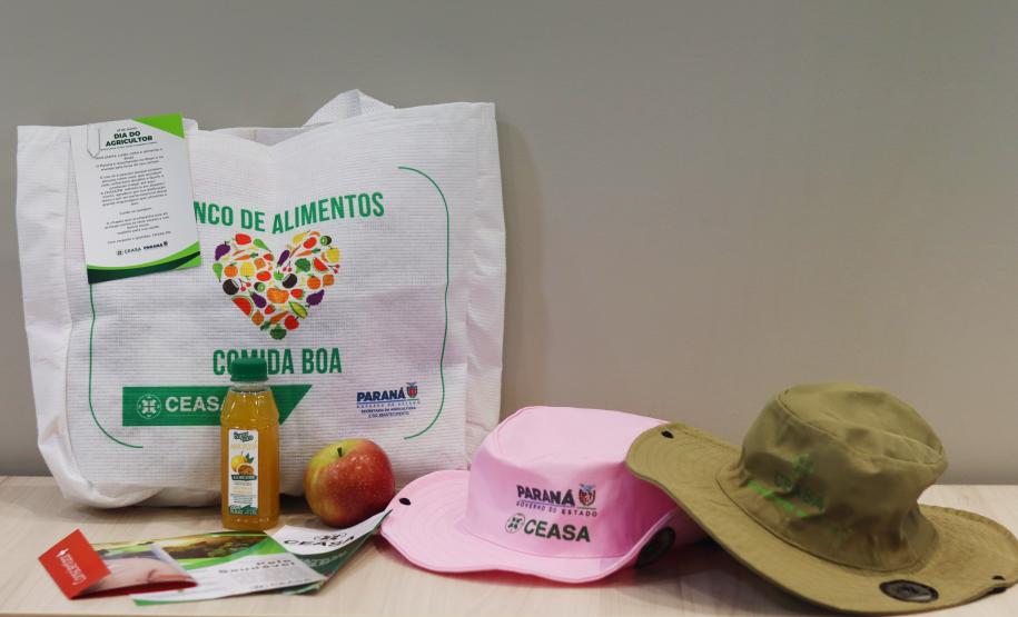Dia do Agricultor: Ceasa Paraná entrega kit de cuidados aos produtores rurais