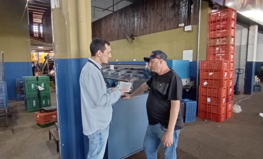 Ceasa Londrina faz ações de orientação para o descarte correto de resíduos