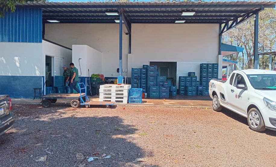 Ceasa de Cascavel recebe caminhão para o programa Banco de Alimentos-Comida Boa