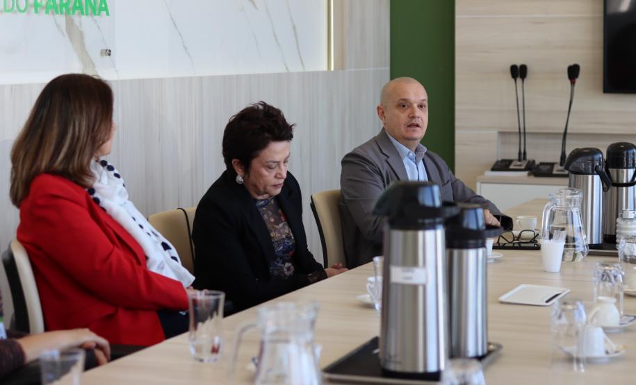 Parceria entre Ceasa Paraná e Fundação Araucária garante modernização dos mercados atacadistas