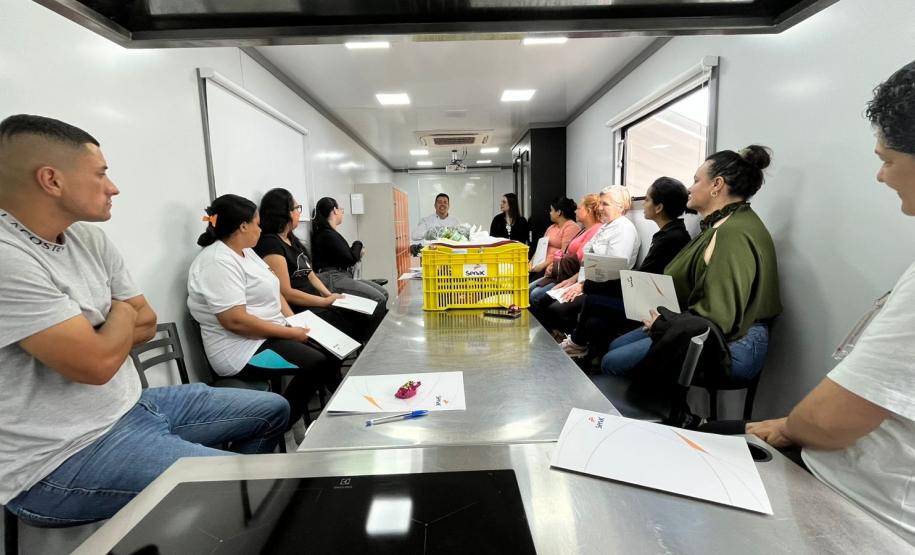 Carreta Senac chega à Ceasa Curitiba com cursos gratuitos em novembro