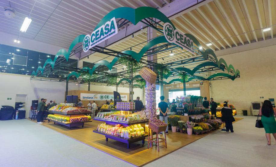 Ceasa Paraná participa da ExpoApras 2026 e fortalece conexão com o setor supermercadista