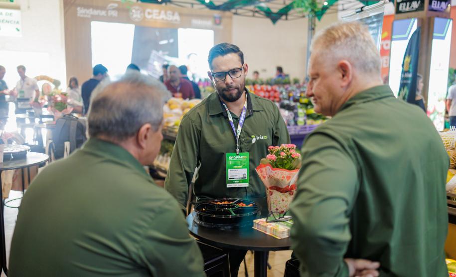 Ceasa Paraná participa da ExpoApras 2026 e fortalece conexão com o setor supermercadista