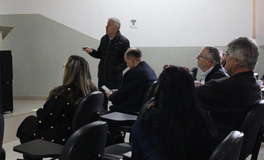 Ceasa Curitiba e Sindaruc alinham gestão ambiental, ISO 14001, imunidade tributária e regras societárias em reunião de rateio