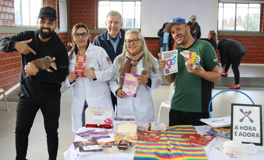 Ação de saúde na Ceasa Curitiba imuniza mais de 300 pessoas contra a gripe.
