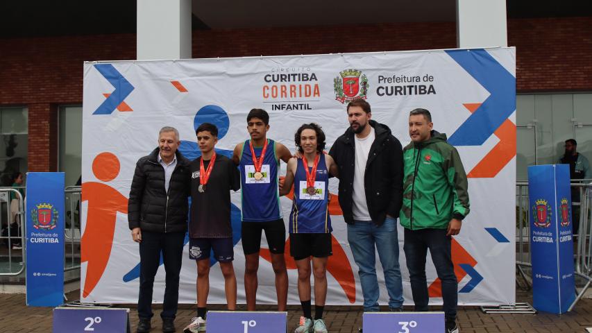 2ª etapa do Circuito Infantil de Corridas de Rua reúne 1,5 mil crianças na Ceasa Curitiba